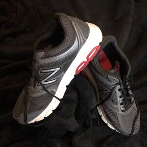 New Balance Men's Gray Running Shoesm